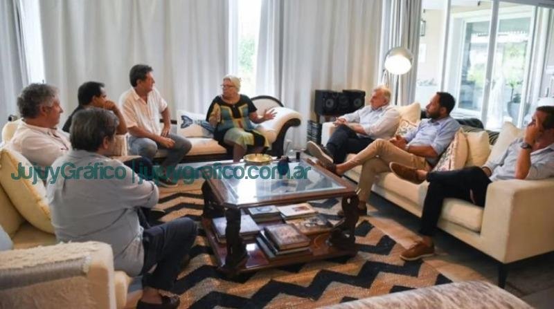 Carrió y Morales cada vez más Juntos: reunieron sus equipos económicos 4 Carrio y Morales cada vez mas juntos reunieron sus equipos economicos