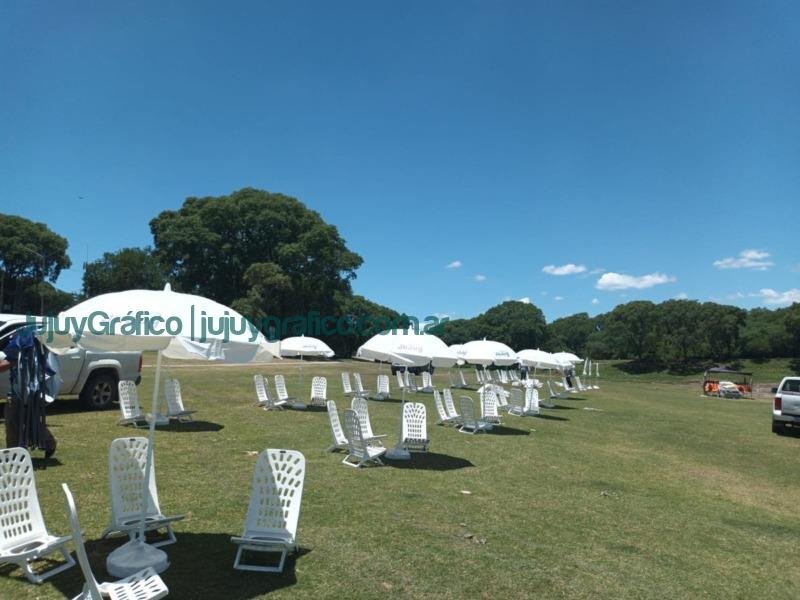 Más de 4000 personas en el parador de La Ciénaga 3 Mas de 4000 personas en el parador de La Cienaga 1