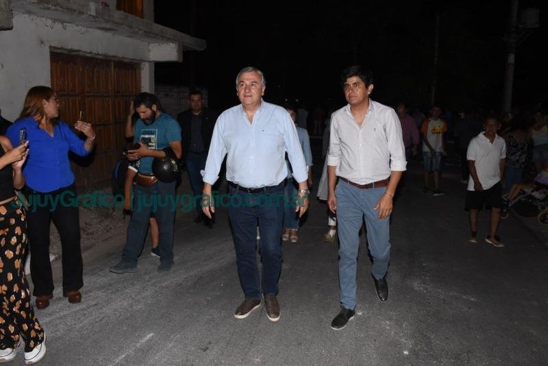Morales inauguro pavimentacion en 4 localidades del Ramal 3