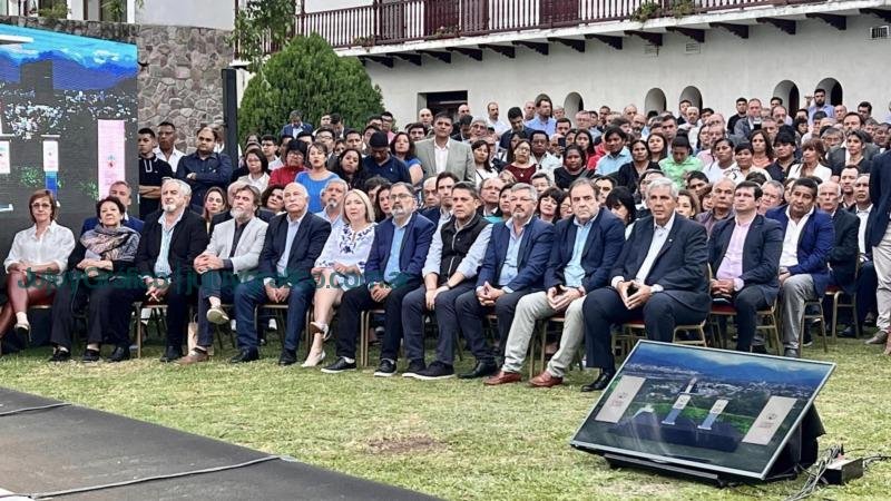 Gerardo Morales impuso a Carlos Sadir como su candidato a gobernador 6