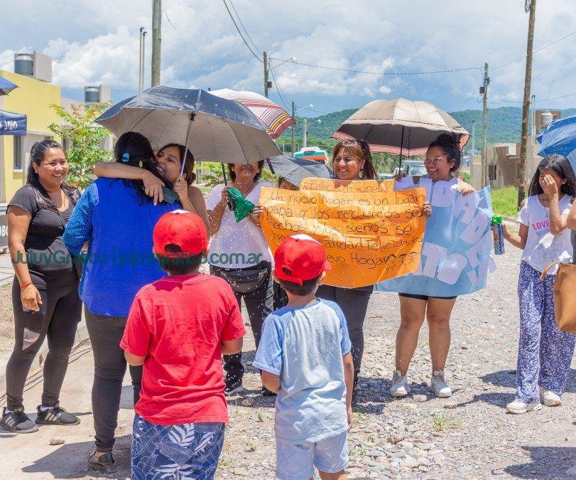 Se entregaron 30 nuevas viviendas en Alto Comedero 7 Se entregaron 30 nuevas viviendas en Alto Comedero 1