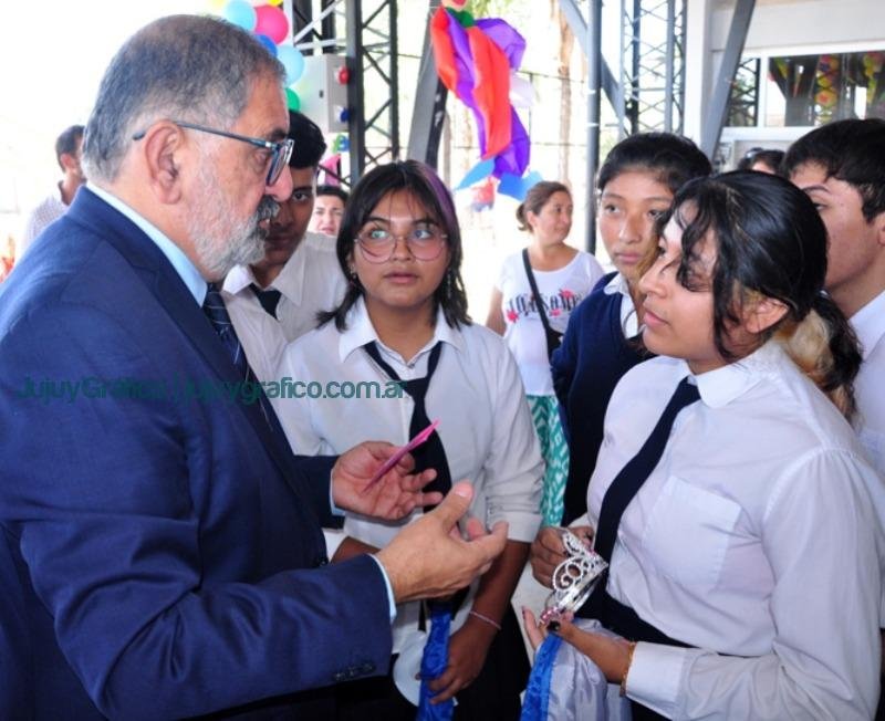 29 anos de la primera escuela municipal de la provincia 1