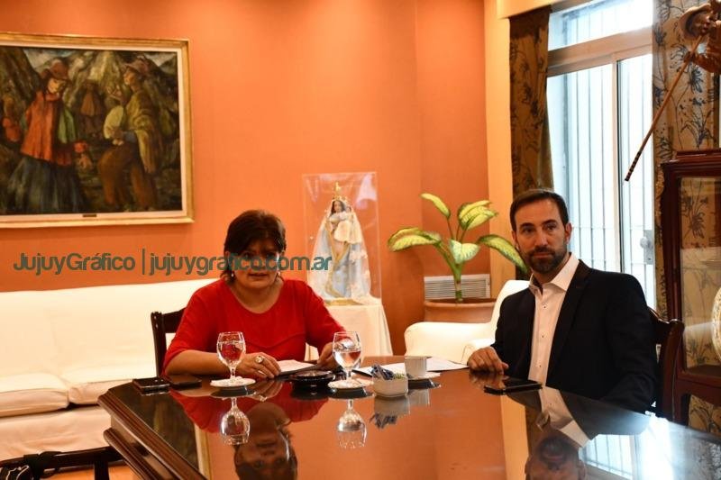 Ambiente firmo un acuerdo con Premios Verdes 3