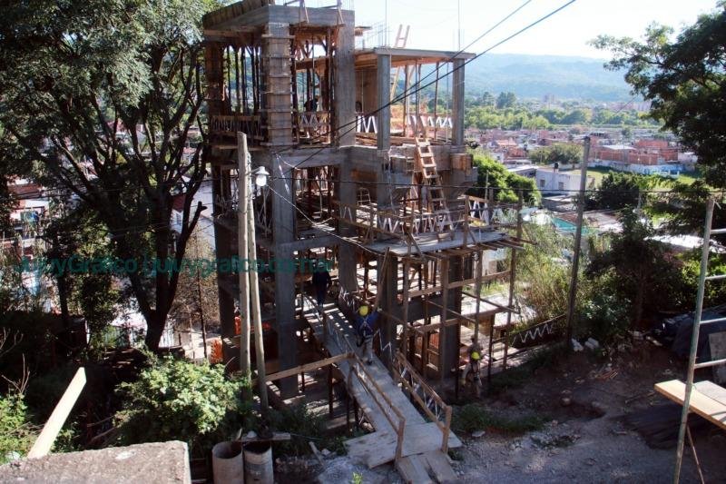 Avances en la obra del nuevo Ascensor Urbano 6 Avances en la obra del nuevo Ascensor Urbano 5