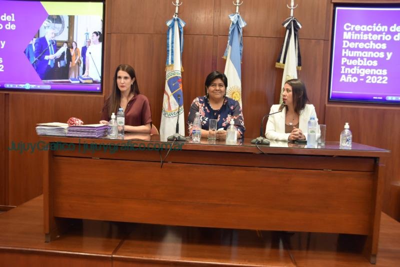 Derechos Humanos y Pueblos Indígenas brindó informe de gestión en la Legislatura 2 Derechos Humanos y Pueblos Indigenas brindo informe de gestion en la Legislatura 4