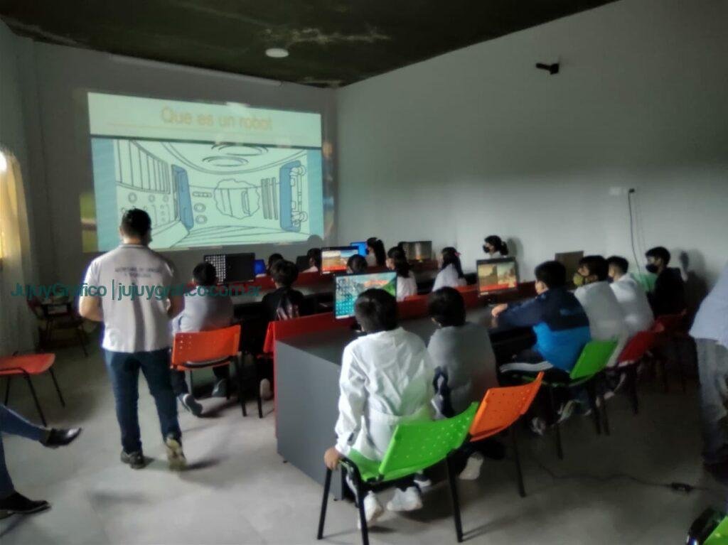 El Club Yungueritos y el Taller de Robótica fueron reconocidos a nivel nacional 3 El Club Yungueritos y el Taller de Robotica fueron reconocidos a nivel nacional 3