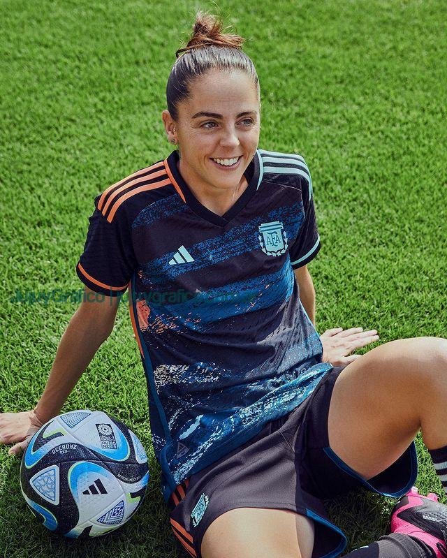 El Hornocal como inspiración en el diseño de la camiseta de la selección argentina de fútbol femenino 3 El Hornocal como inspiracion en el diseno de la camiseta de la seleccion argentina de futbol femenino 2
