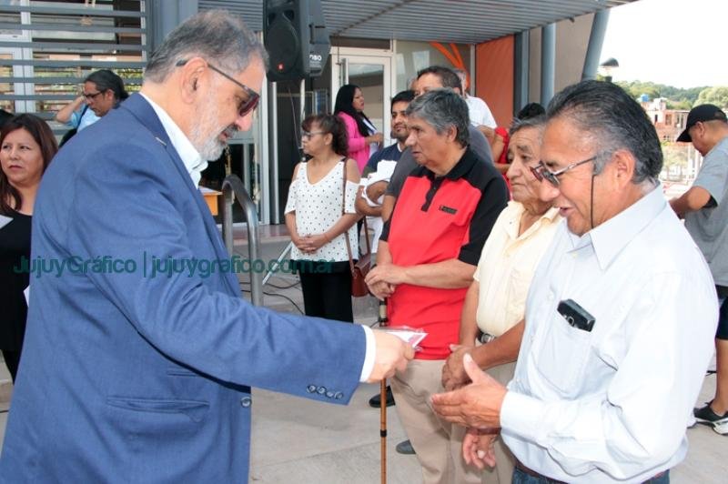 Reconocimiento municipal en el “Día del Dirigente Vecinal” 3 Reconocimiento municipal en el Dia del Dirigente Vecinal 3