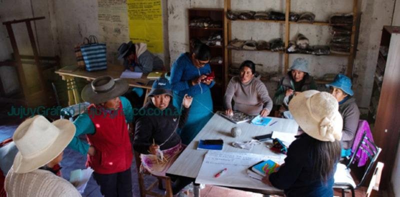 10 grupos de tejedoras de los valles de altura la quebrada y la puna jujenas presentan sus trabajos en Tilcara 4