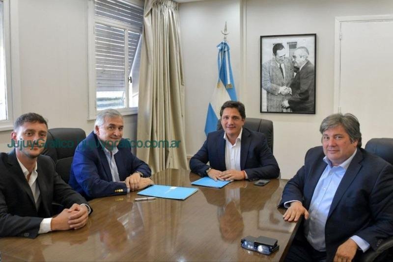 Gerardo Morales rubricó con SOFSE para la recuperación del tren jujeño 1 Gerardo Morales rubrico con SOFSE para la recuperacion del tren jujeno 2