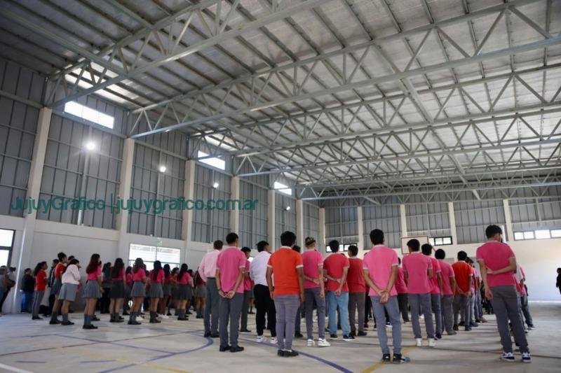 Inauguración del Secundario N° 37 de Chalicán 2 Se inauguró el nuevo edificio del Colegio Secundario N° 37 de Chalicán, que se construye en el marco del Programa de Mejora de Acceso a la Calidad Educativa