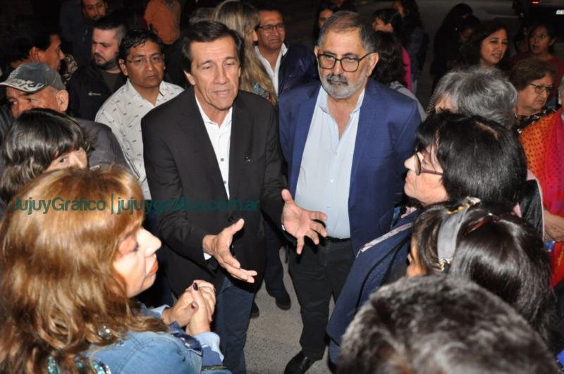Raúl Jorge inauguro nuevos semaforos en barrio Chijra 4