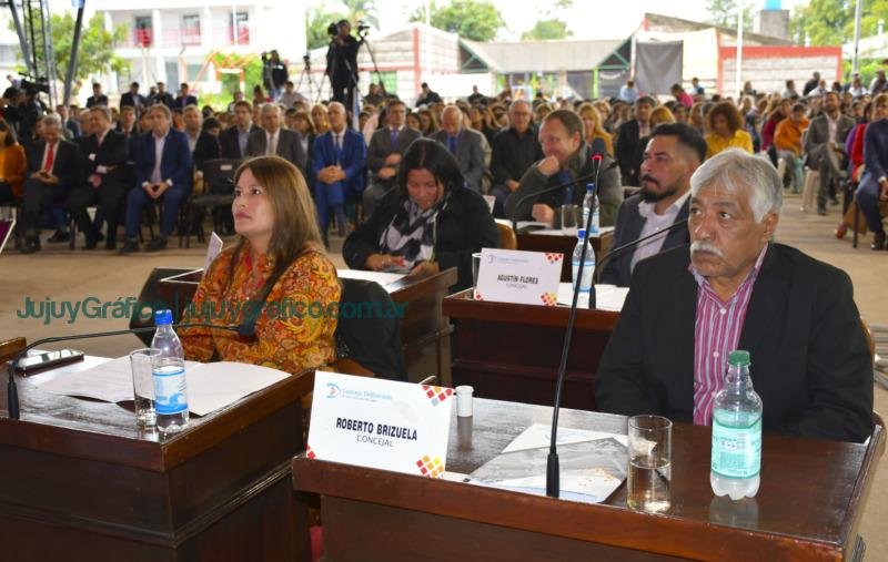 Lisandro aguiarel intendente hizo anuncios de trascendencia para la ciudad 5