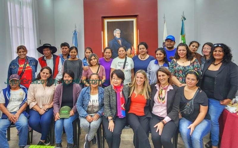 Revalorización de las artesanías y los guiados turísticos en las Yungas 1