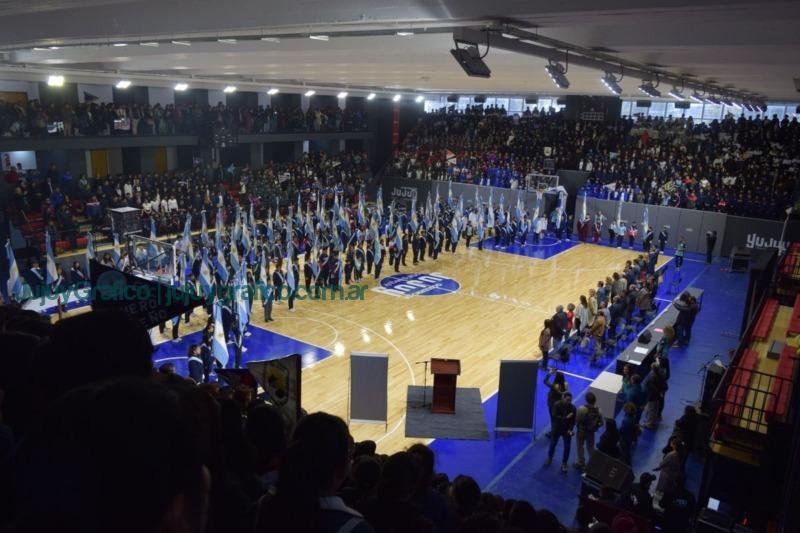 Juegos Escolares 2023: Sadir y Bovi dieron inicio oficial 2 Sadir y Bovi dieron inicio oficial a los Juegos Escolares 2023 03