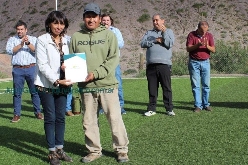 Se entregó certificados de 53 lotes en Chalala y un terreno a Purmamarca 5 Se entrego certificados de 53 lotes en Chalala y un terreno a Purmamarca 6