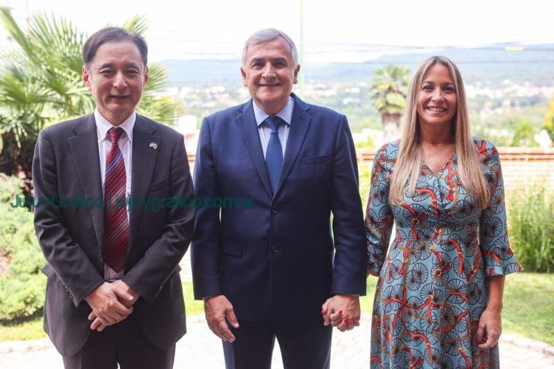 Visita del Embajador de Japón en Jujuy para recorrer las mineras de litio 3 Visita del Embajador de Japon en Jujuy para recorrer las mineras de litio 3