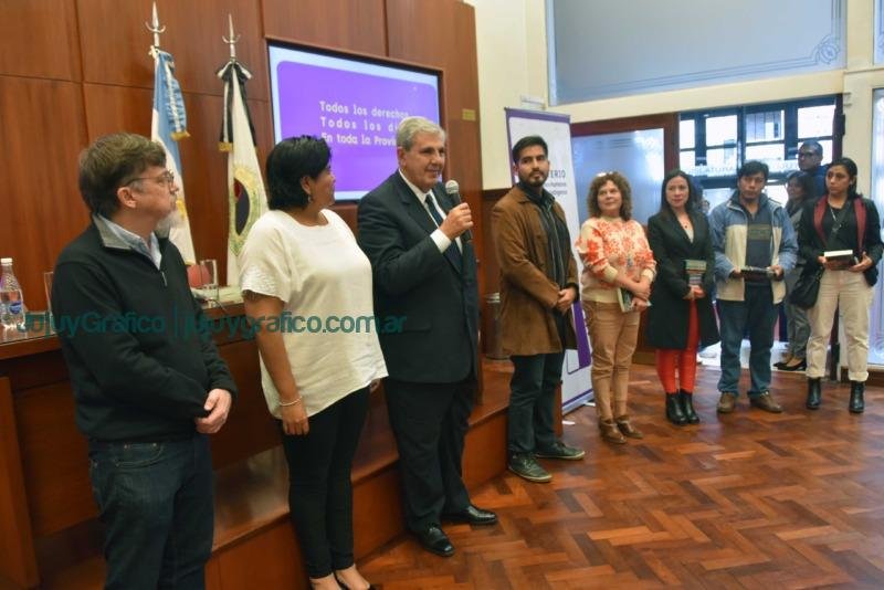 4ª edición del Compendio de derechos indígenas 8 4ª edición del Compendio de derechos indígenas 5