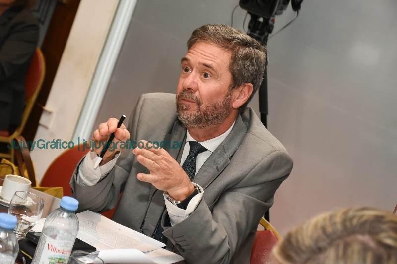 Autoridades del Colegio de Magistrados y jueces hicieron aportes a la reforma constitucional 2 Autoridades del Colegio de Magistrados y jueces hicieron aportes a la reforma constitucional 31