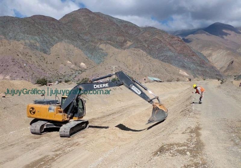 Avanzan en Purmamarca obras en el río y en la Quebrada Chalala 3 Avanzan en Purmamarca obras en el río y en la quebrada Chalala 2