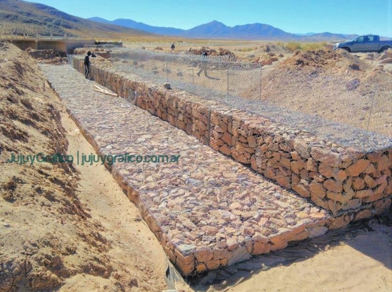 Avanzan las obras en RP 75, sobre río Las Burras 2 Avanzan las obras en RP 75, sobre río Las Burras 1