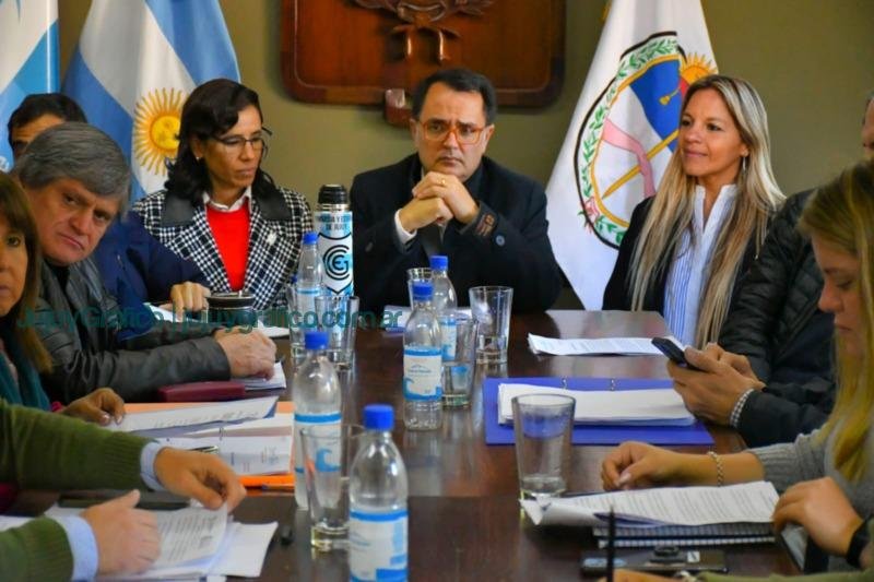 Concejales recibieron a la asumida Contadora General del Municipio 16 Concejales recibieron a a asumida Contadora General del Municipio 6