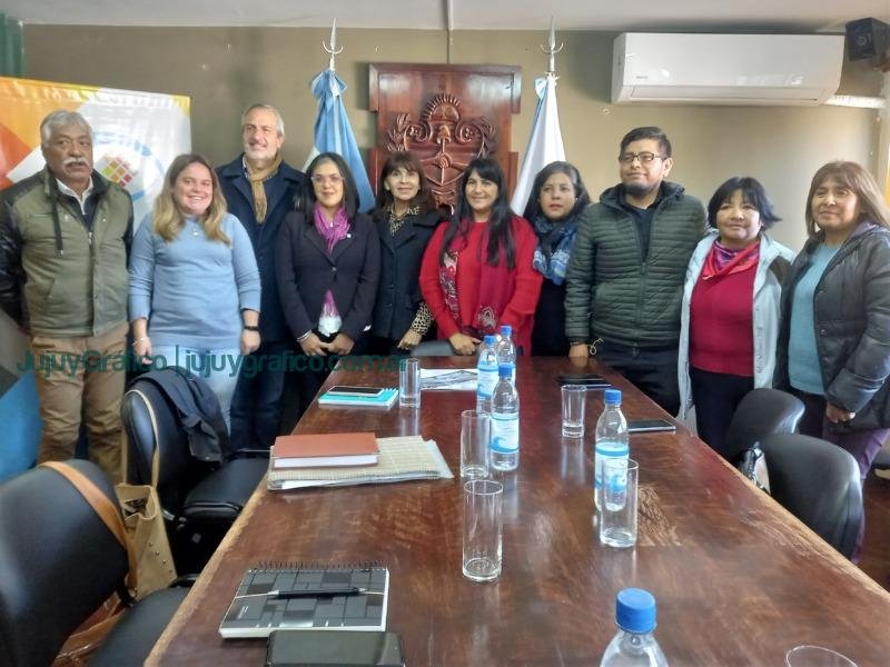 Concejales recibieron a la nueva Comisión Directiva del Colegio de Profesores de Historia 4