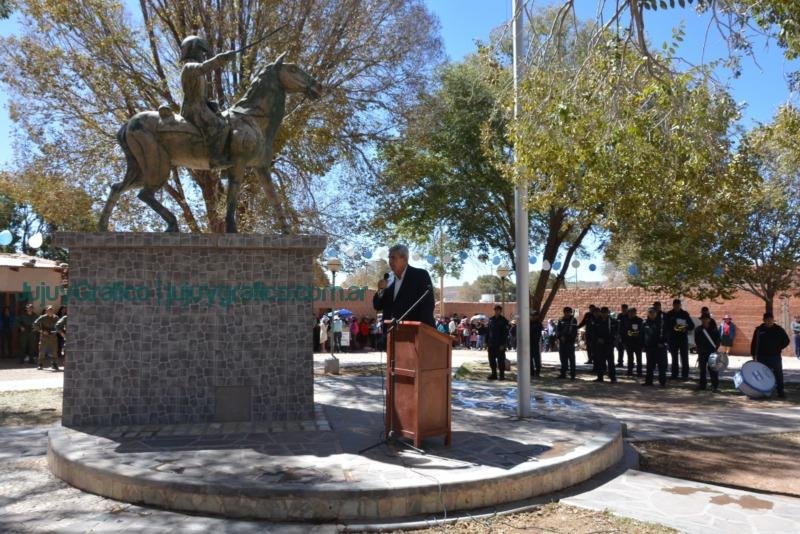 Haquim participó en Cusi Cusi del 84º y 34º aniversario de fundación y de la Comisión Municipal 3 Haquim participó en Cusi Cusi del 84º y 34º aniversario de fundación y de la Comisión Municipal 6