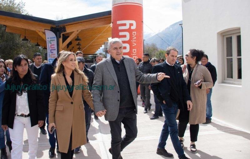 Inauguraron la nueva estación de trenes de Volcán 4