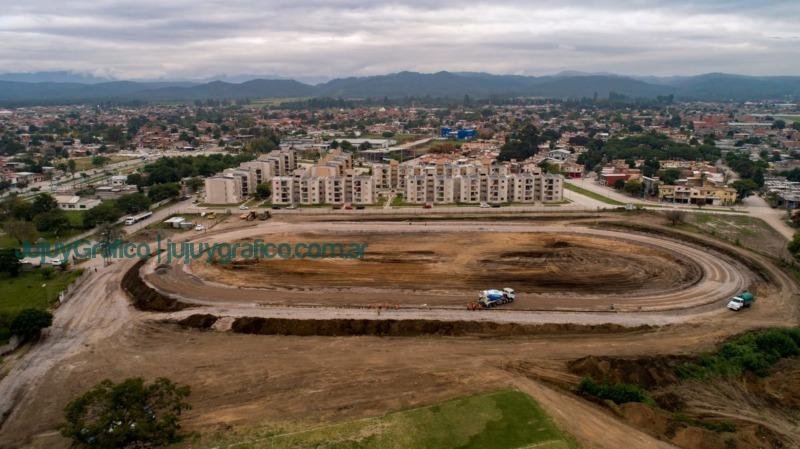 Obras de cubierta del estadio y pista de la Ciudad Deportiva 5 Obras de cubierta del estadio y pista de la Ciudad Deportiva 2