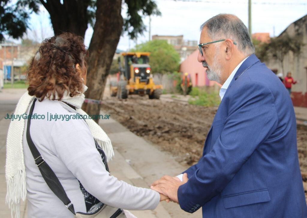 Pavimentación en el barrio Hipólito Yrigoyen 3 Pavimentación en el barrio Hipólito Yrigoyen 2