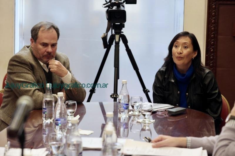 Reforma: docentes universitarios hicieron aportes en la Comisión de Declaraciones, Derechos, Deberes y Garantías 3 Reforma docentes universitarios hicieron aportes en la Comisión de Declaraciones, Derechos, Deberes y Garantías 5