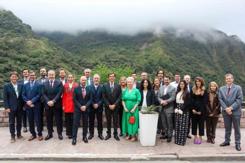 Se realizó el Seminario sobre la Cadena del Litio 3 Se realizó el Seminario sobre la Cadena del Litio 1