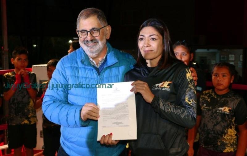 Velada Boxística en el Multiespacio “El Alto” 1