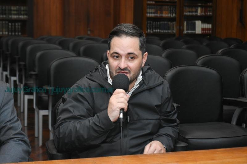 Constituyente: Nuevo concepto integral de salud pública y privada 5 Constituyente Nuevo concepto integral de salud pública y privada 2