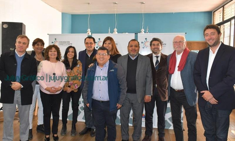Constituyente: Visita del intendente de Libertador, Perico, y representantes de Palpalá 1 Constituyente Visita del intendente de Libertador, Perico, y representantes de Palpalá 1