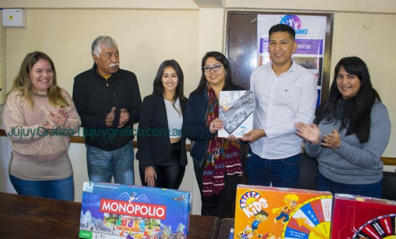 El emprendimiento "Jugando Games" declarado de Interés Municipal 5 El emprendimiento Jugando Games declarado de Interés Municipal 4