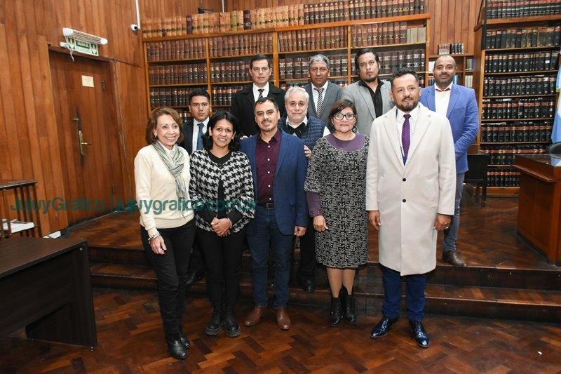 Enriquecedora reunión con médicos, abogados, educadores y jueces para abordar la salud mental, la mediación y la contravención 6 Enriquecedora reunión con médicos, abogados, educadores y jueces para abordar la salud mental, la mediación y la contravención 2