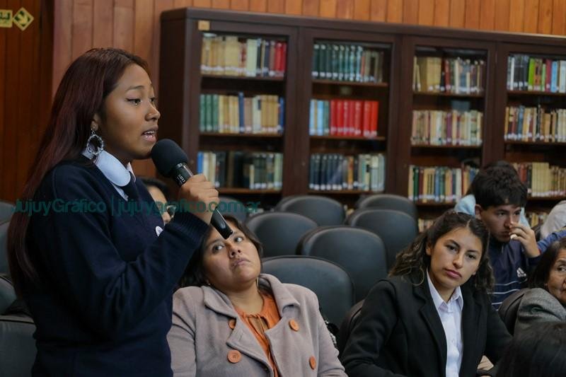 Jóvenes estudiantes jujeños dieron su opinión para la reforma constitucional 2
