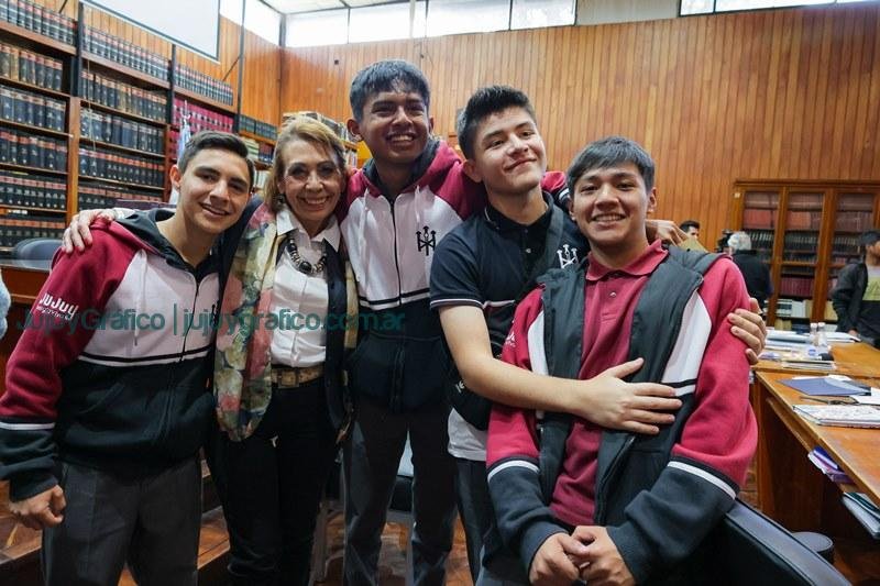 Jóvenes estudiantes jujeños dieron su opinión para la reforma constitucional 3