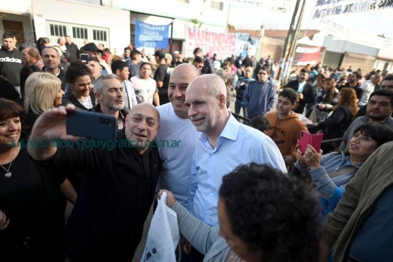 Rodríguez Larreta acompañó a la militancia, que desplegó mesas en esquinas de Jujuy y todo el país 2 Rodríguez Larreta acompañó a la militancia, que desplegó mesas en esquinas de Jujuy y todo el país 3