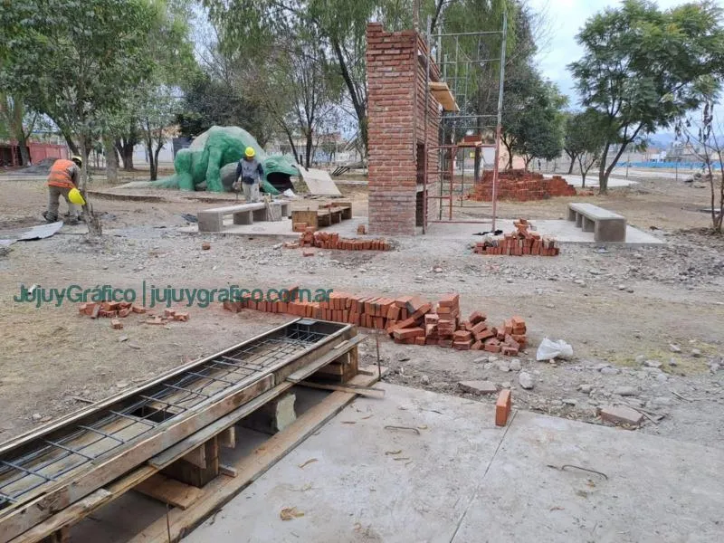 Avanzan obras para el parque urbano en Barrio Tupac Amaru 1 Avanzan obras para el parque urbano en Barrio Tupac Amaru 1