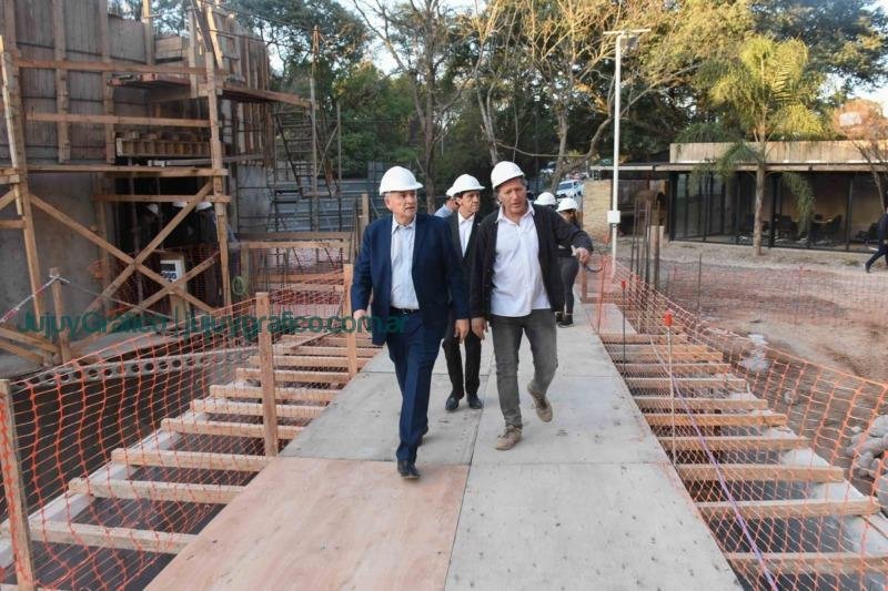 Morales y Sadir visitaron la obra del Centro Cultural Lola Mora 2 Morales y Sadir visitaron la obra del Centro Cultural Lola Mora 2