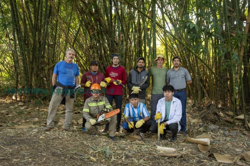 Escuela de Oficios de Ledesma pionera en la carpintería de bambú 3 Escuela de Oficios de Ledesma pionera en la carpintería de bambú 3