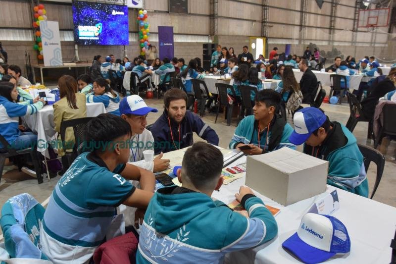 Se realizó el Hackathon Emprendamos Ledesma 10 Se realizó el Hackathon Emprendamos Ledesma 1