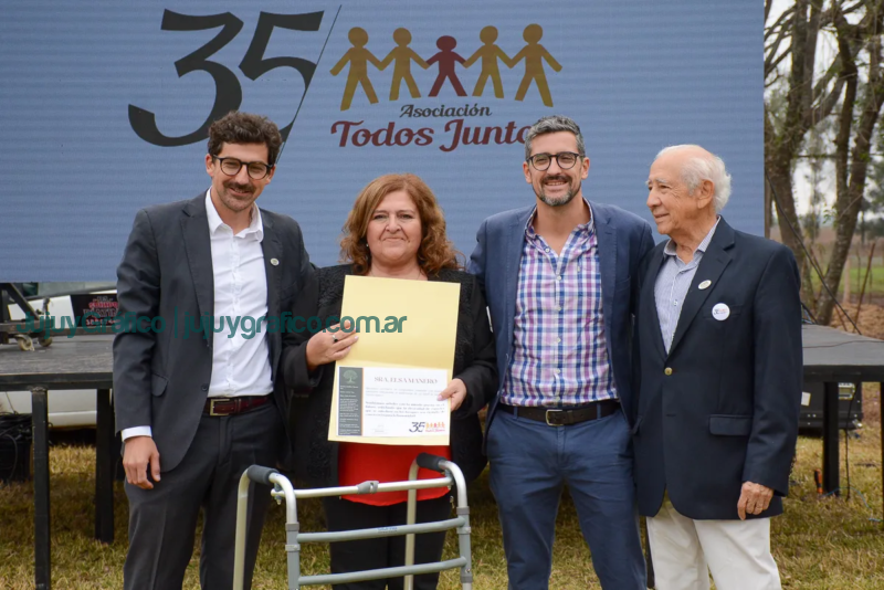 35 años de compromiso y superación, Todos Juntos celebra su trayectoria 7