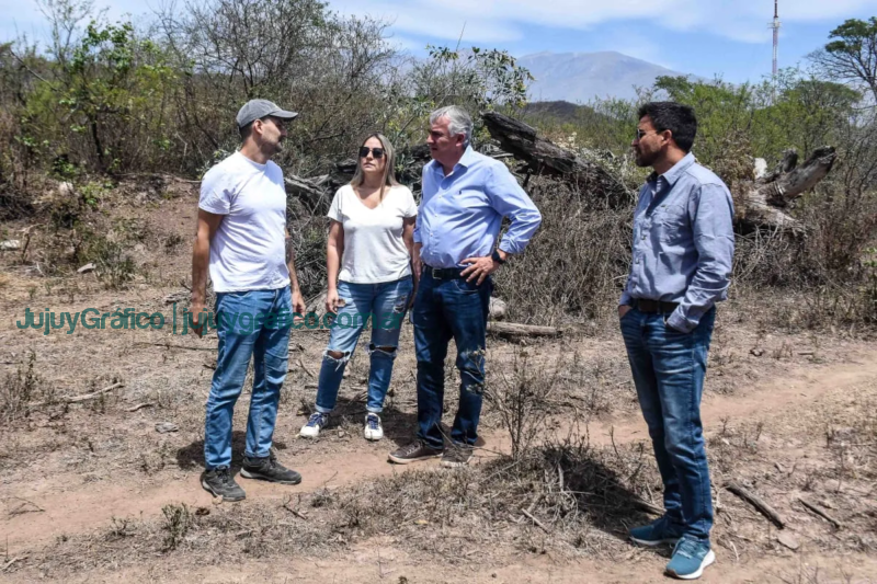 Visita al sitio arqueológico descubierto en Alto Padilla