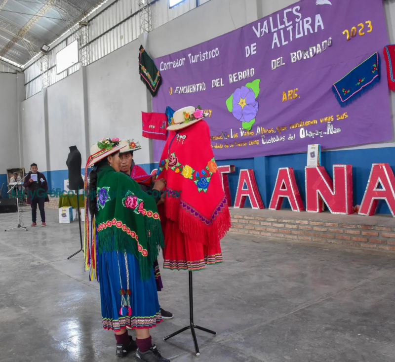 Encuentro del Bordado y Rebozo. Artesanas de la Región se unen en Santa Ana 3 Encuentro del Bordado y Rebozo. Artesanas de la Región se unen en Santa Ana 3