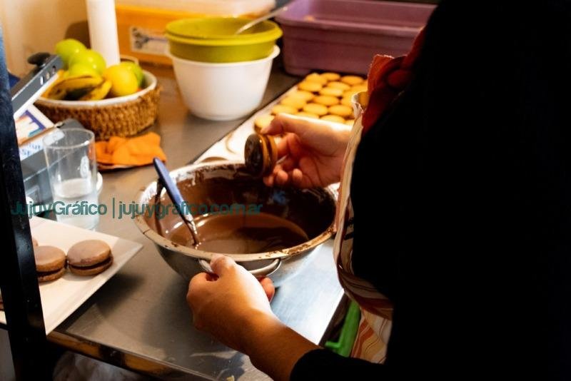 Reconocimiento a Alfajores Jujeñitos por su éxito en el II Festival Provincial del Alfajor 4 Reconocimiento a Alfajores Jujeñitos por su éxito en el II Festival Provincial del Alfajor 4
