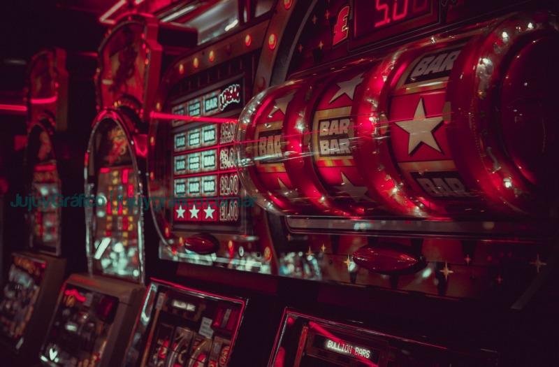 close-up photography of lucky arcade with Bar, Bar, and Star Cómo elegir un casino en línea